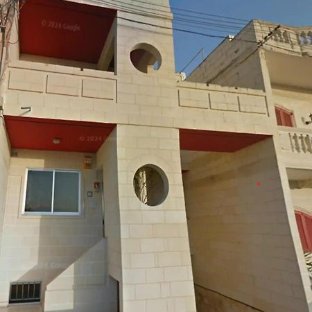 Luqa Rooms Экстерьер фото